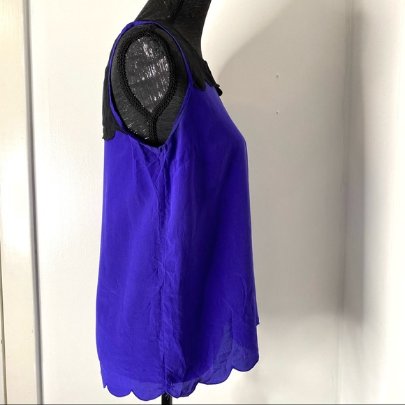 Club Monaco Silk Scalloped Sleeveless Top - Picture 10 of 15